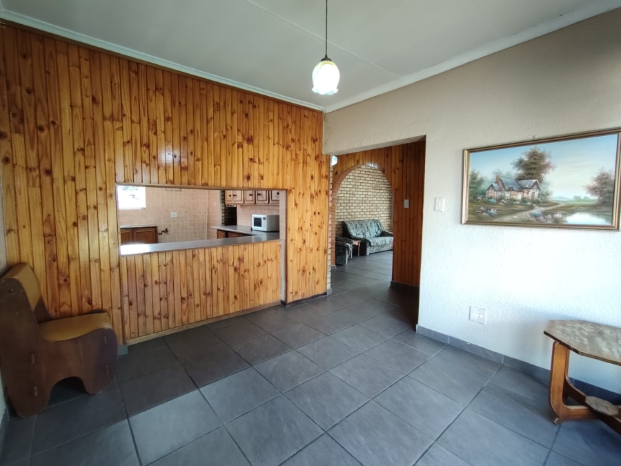 4 Bedroom Property for Sale in Lourenspark North West